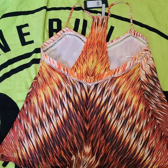 Guess top - Picture 2 of 2